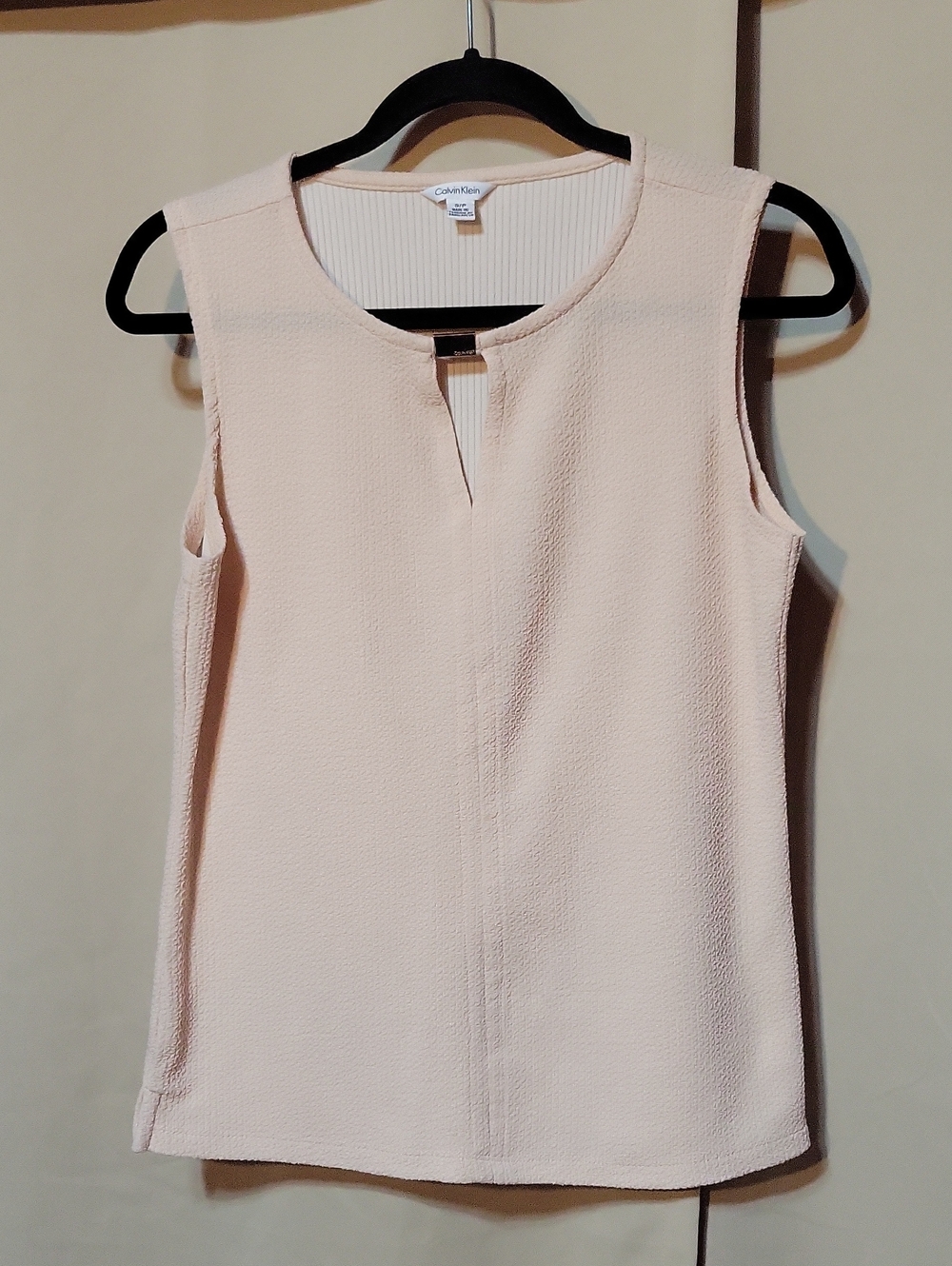 Calvin Klein Sleeveless Textured Tank Top - Light Peach